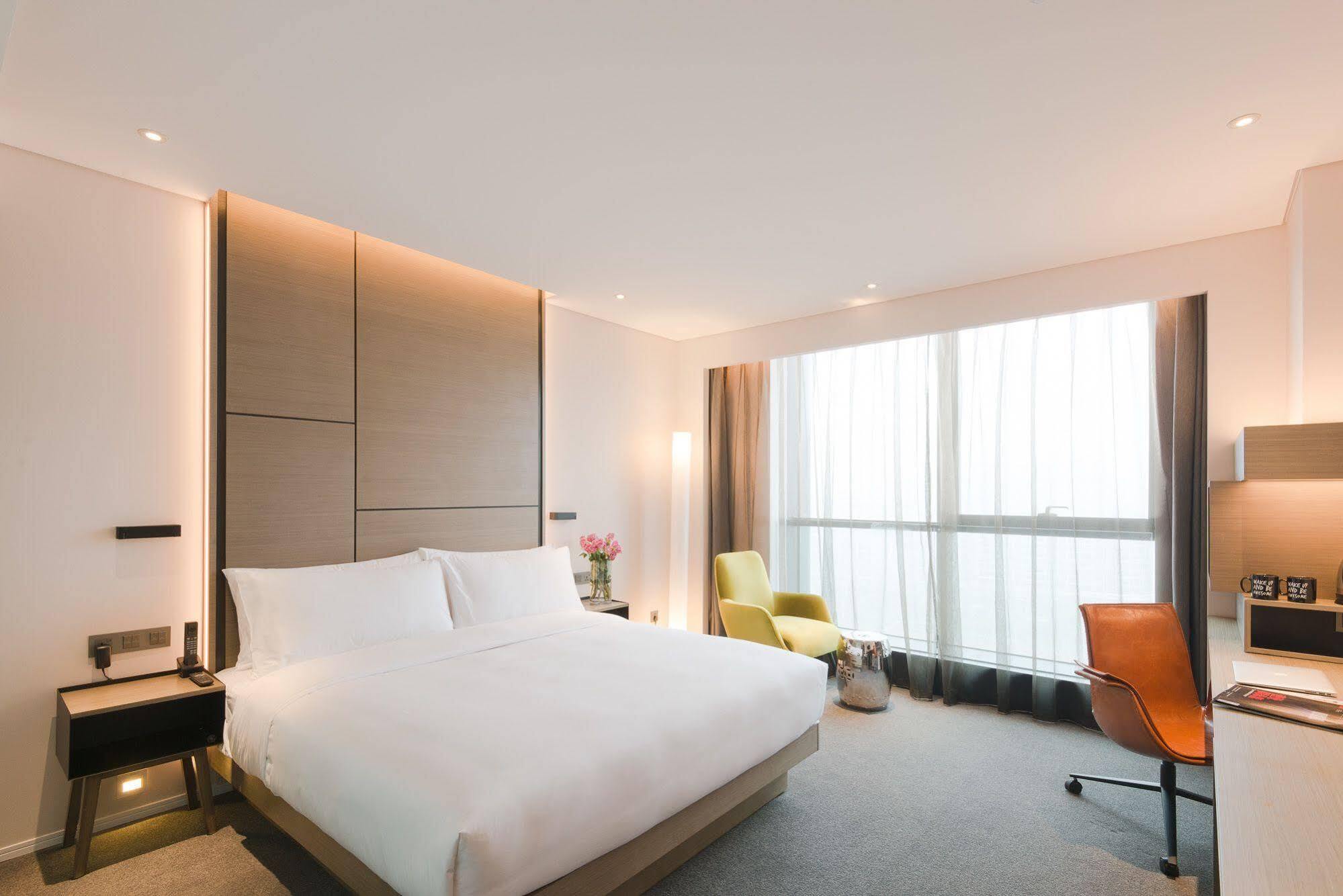 Innside By Melia Zhengzhou Esterno foto